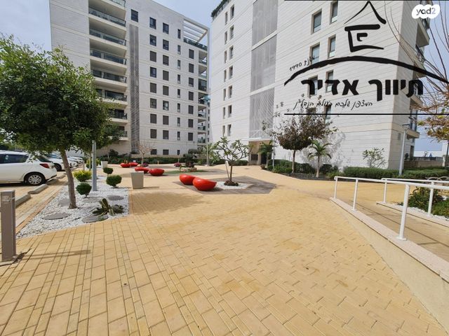 y2_9_GpZr5ruwiG_20240329