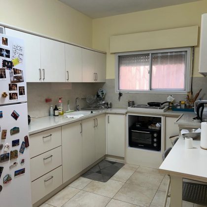 דירת 4 חדרים ברחוב הרצל
