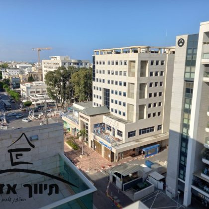 פנטהאוז 5 חדרים בלב העיר!