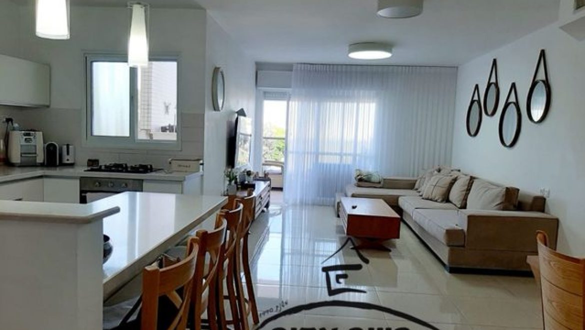 דירת 4 חדרים מרווחת בנהריה הירוקה ‏1,460,000 ₪